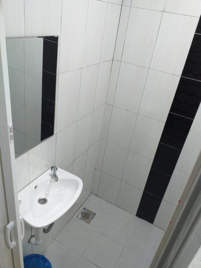 Orange Villa Hotel Near Palm Mall Seremban Kültér fotó