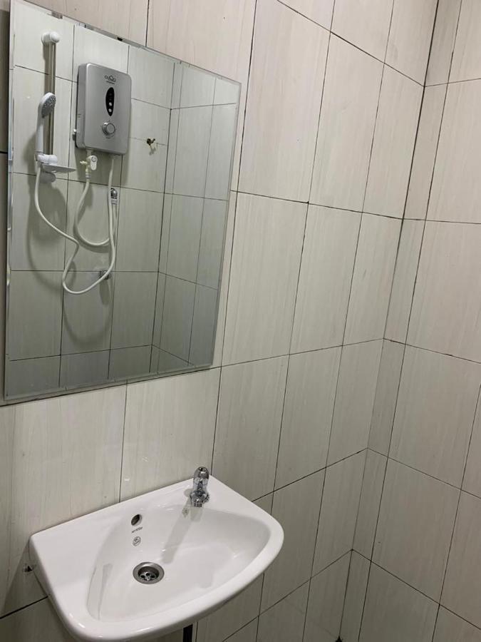 Orange Villa Hotel Near Palm Mall Seremban Kültér fotó